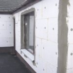 applying-insulated-blocks-800x510